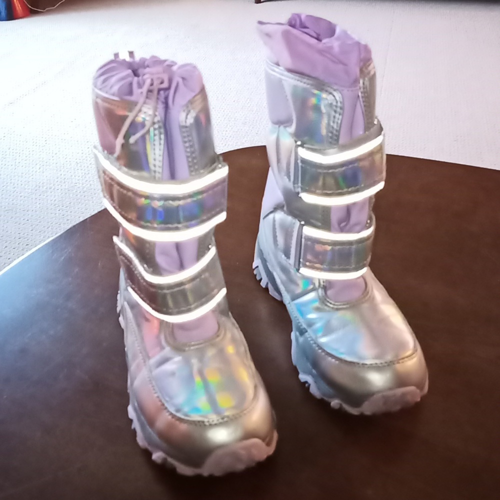 Lands End Girls Silver Iridescent & Purple Snow Day Winter Boots Velcro Sz. 2